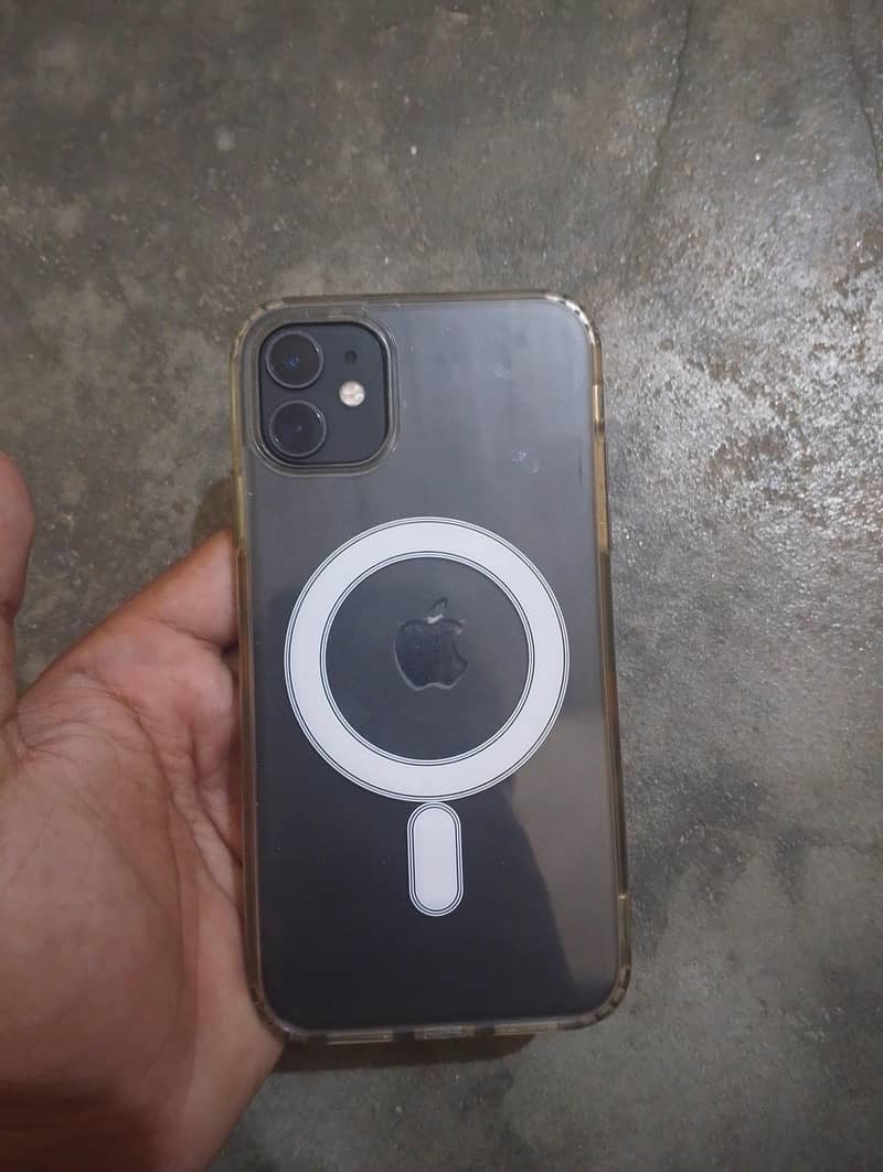 Apple iPhone 11 0