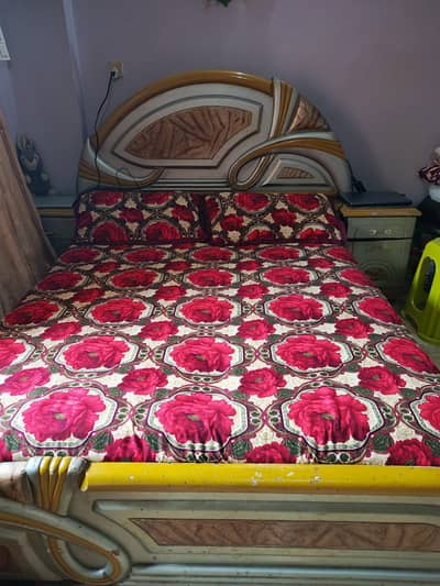 Furniture Set (Bed, Wardrobe, Dressing table, Divider) - Urgent sale