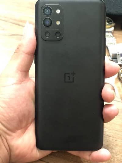 One Plus 9R