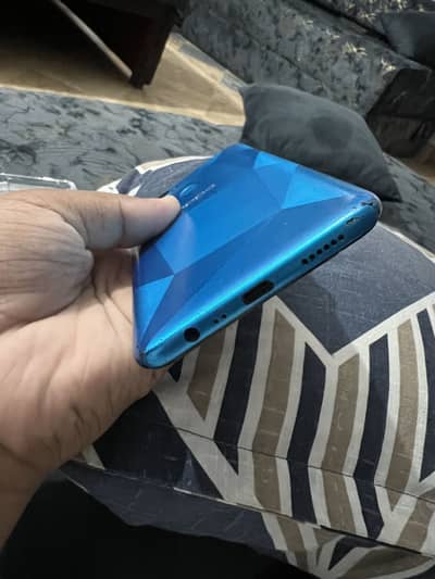 OPPO A12
