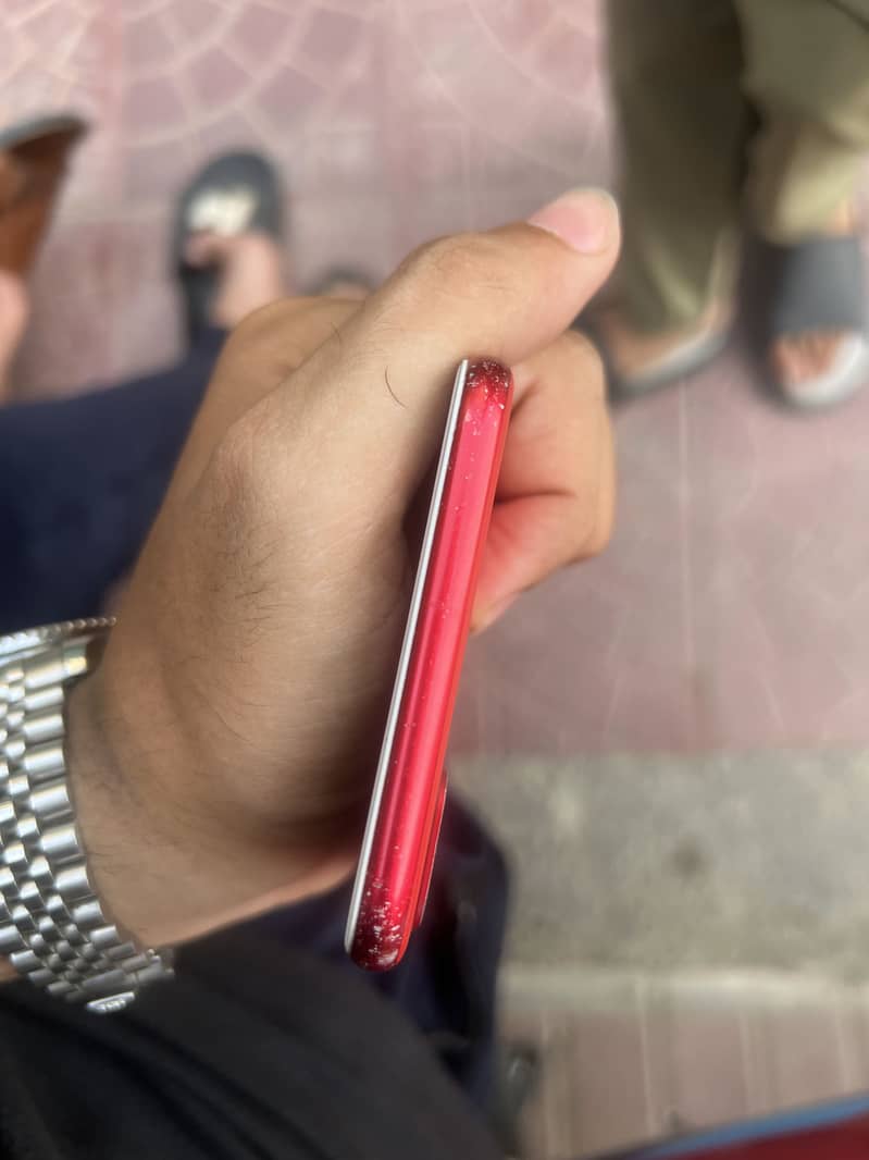 iPhone 7+. 10