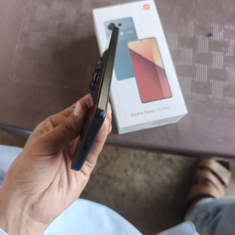 Redmi Note 13 pro 4