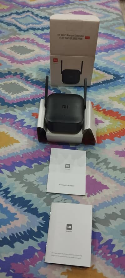Wifi Extender just box open