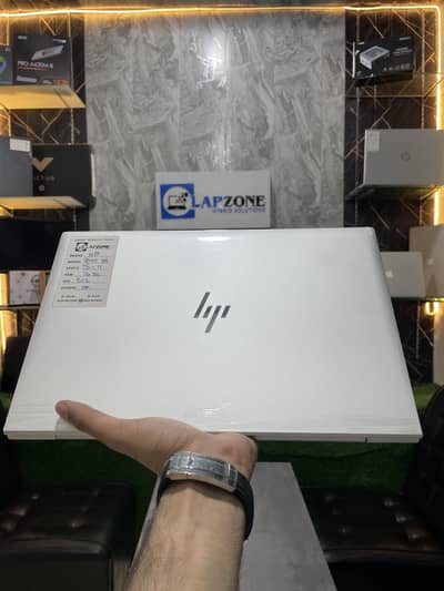 HP EliteBook 840 G8 i5-11th Gen 16/256