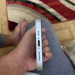 Apple iPhone 13 3