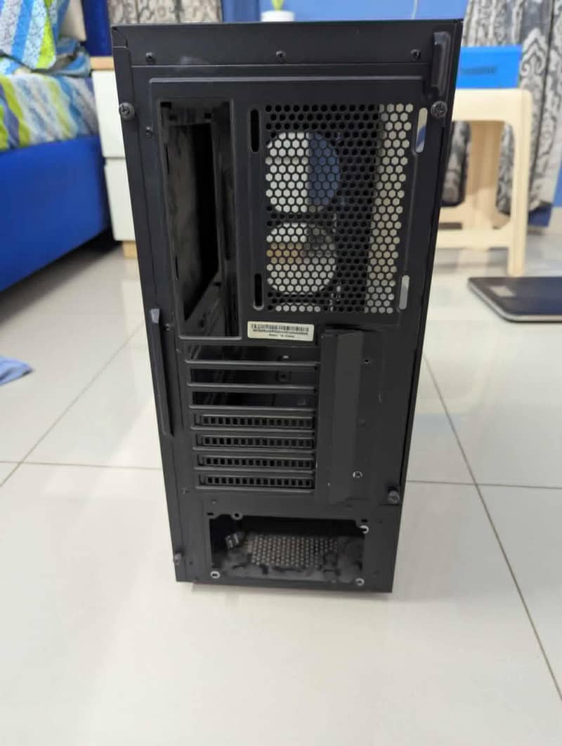 COOLERMASTER NR600 CASE 2