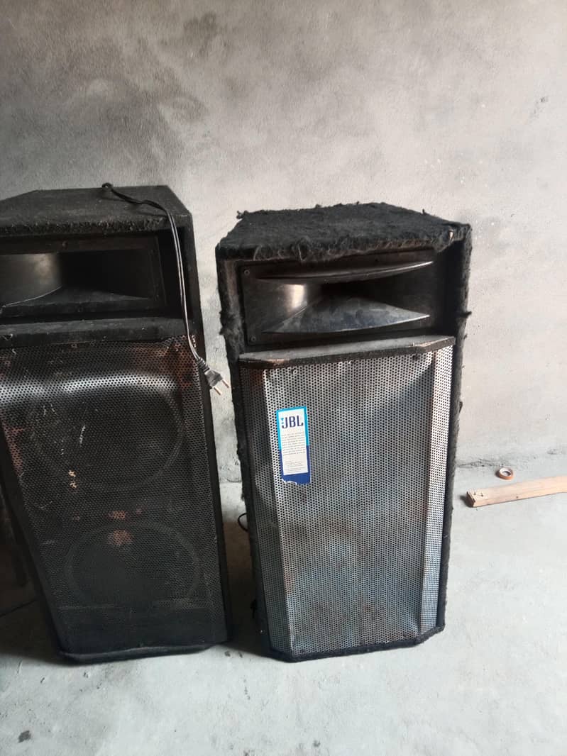 JBL speaker 5