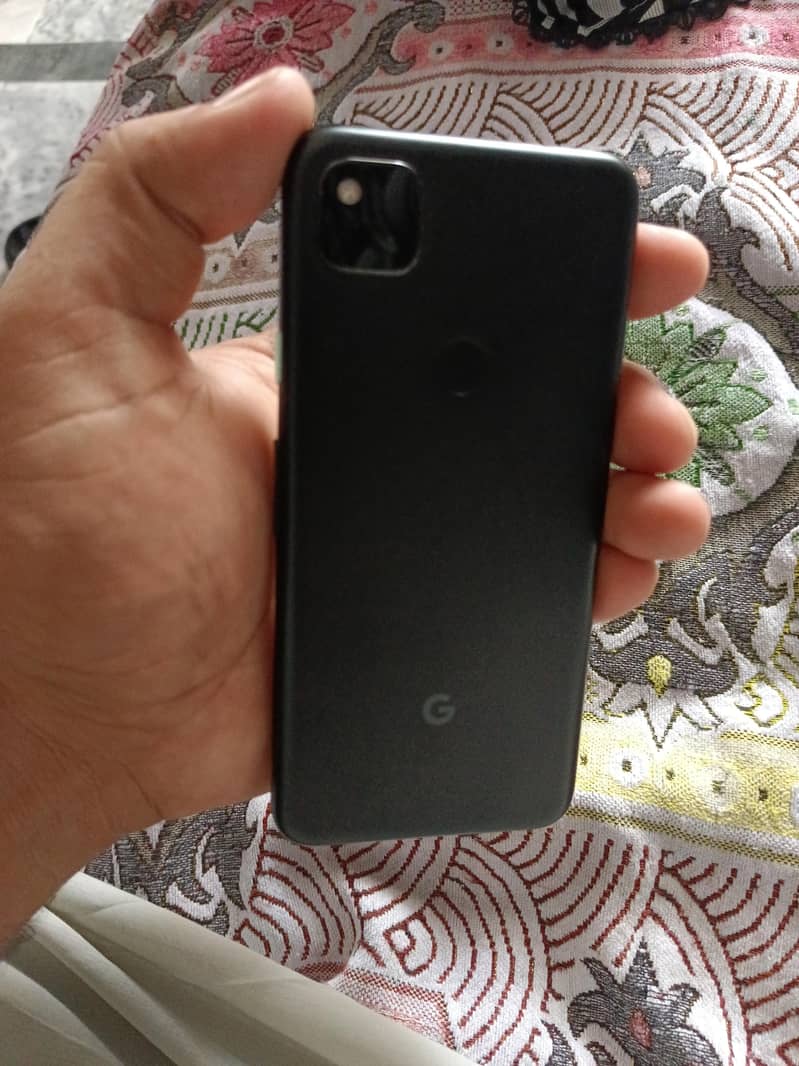 Google Pixel 4a 4