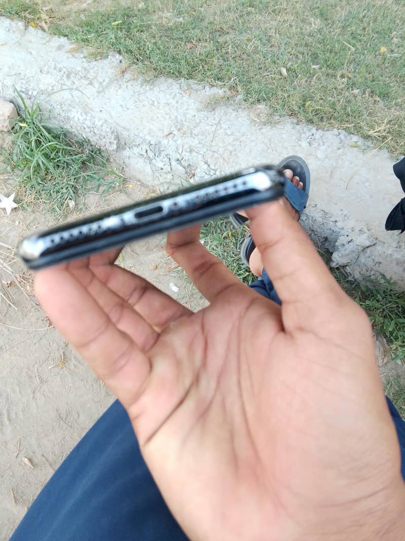 Apple iPhone X 1