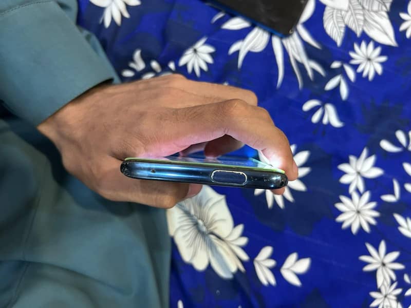 One Plus 7 Pro 2