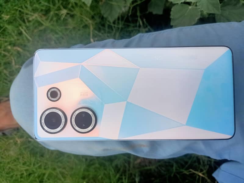 Tecno CAMON 20 0