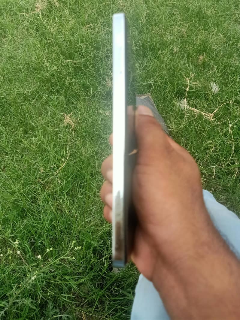 Tecno CAMON 20 2