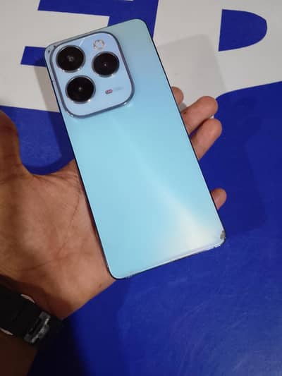 Infinix Hot 40