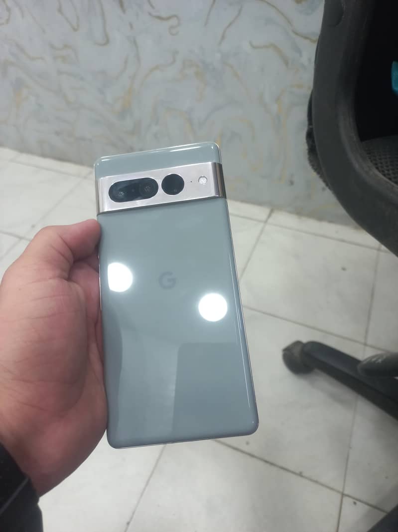 Google Pixel 7 Pro 2