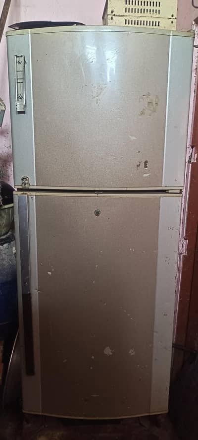 Dawlance Fridge Jis ko lena he wahi rabta kare