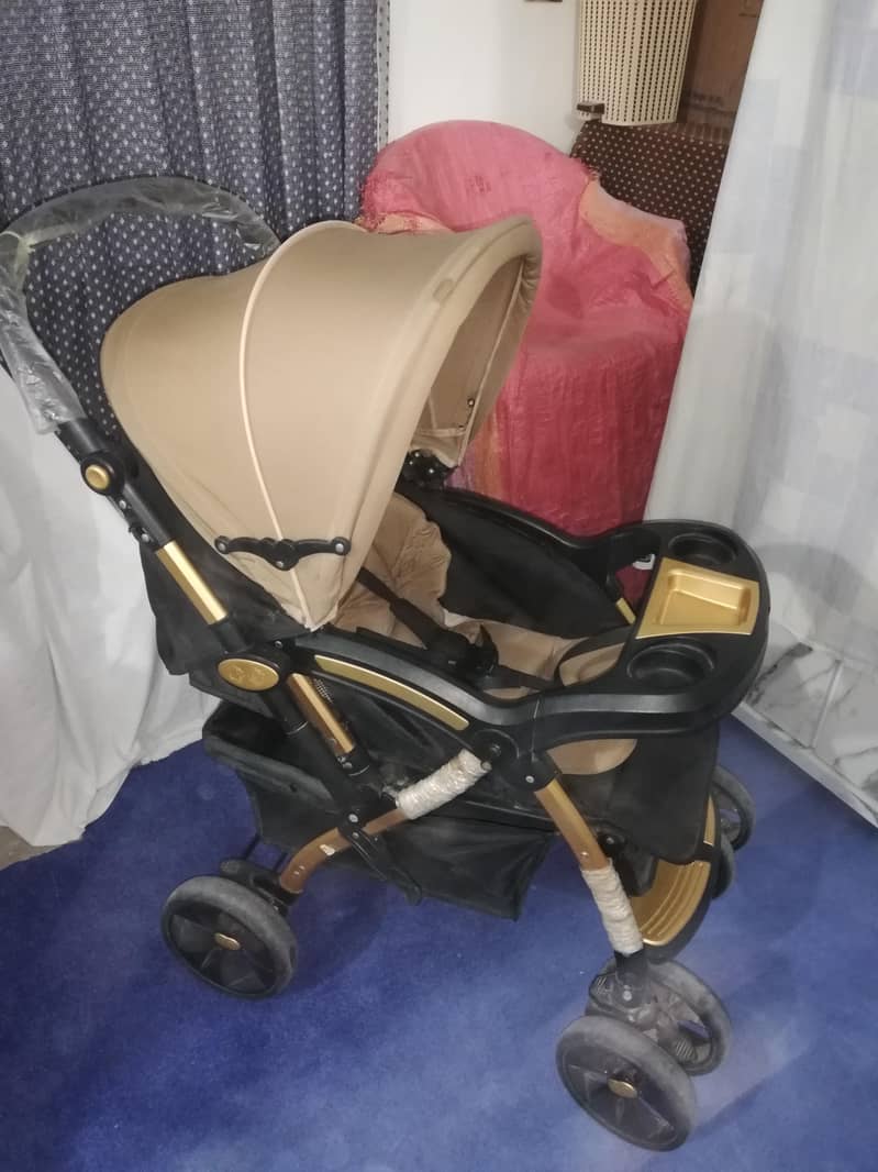 Improted Pram, almost new 5