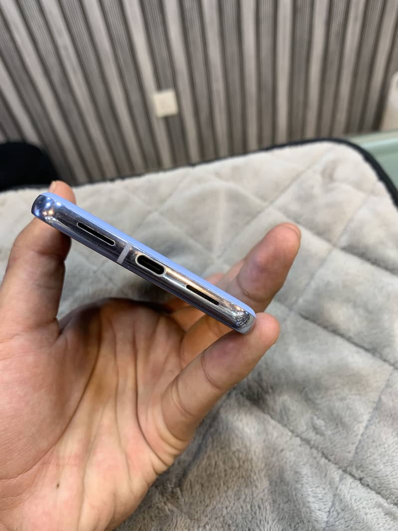 Google Pixel 8 Pro 2