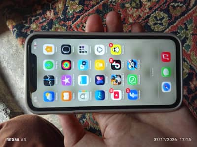 Apple iPhone 11