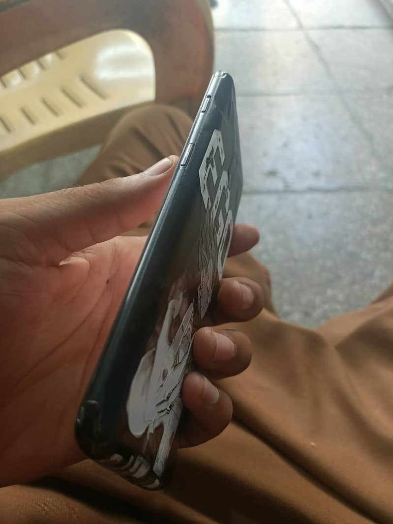 One Plus 6T 4