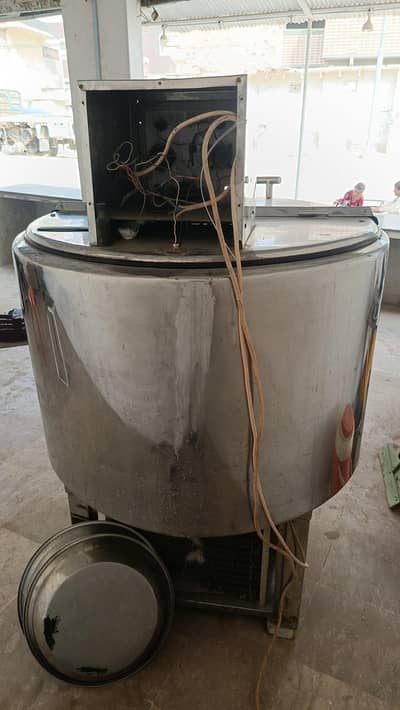 Milk Machine 10 Mon