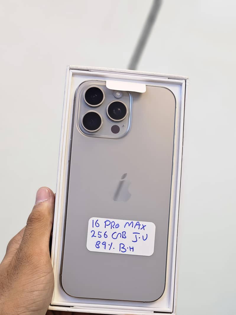 Iphone 16 Pro Max 1