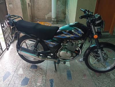 Suzuki GS 150