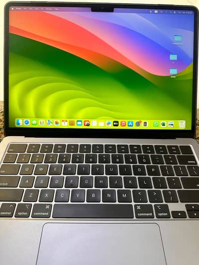 MacBook Air M2 2022