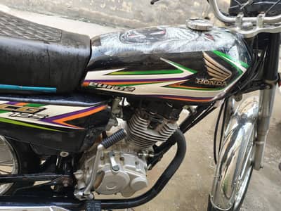 Honda 125 Black