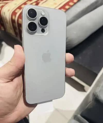 Apple iPhone 15 Pro Max