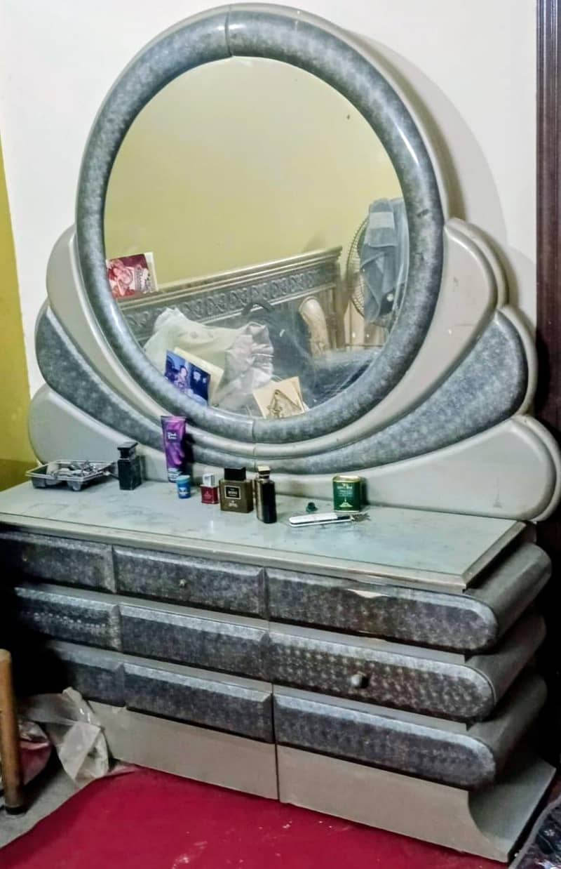 bed side tables dressing 4