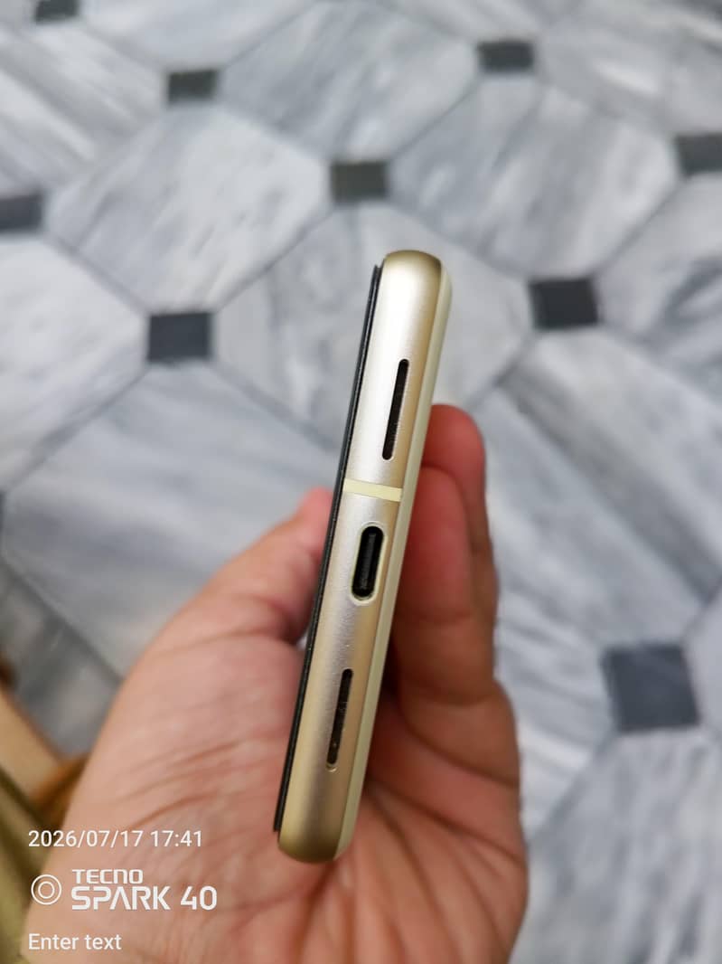 Google Pixel 7 2