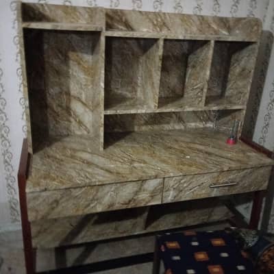 beautiful study table