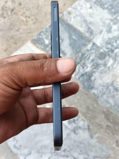 Samsung Mobile A16 for
