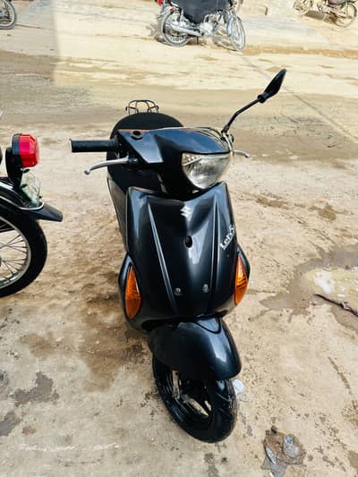SUZUKI Lets 5