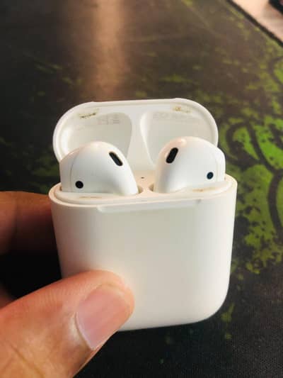 Airpods 1st generation