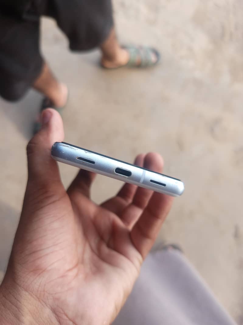 Google Pixel 7a 3