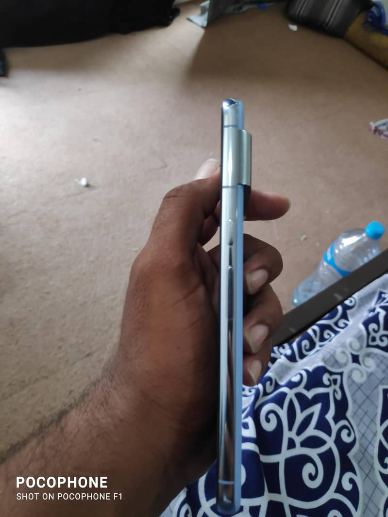 Google Pixel 8 Pro 4