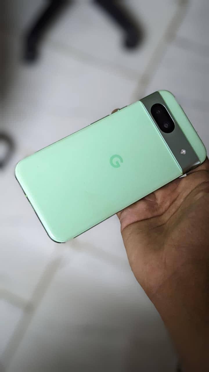 Google Pixel 8a 2