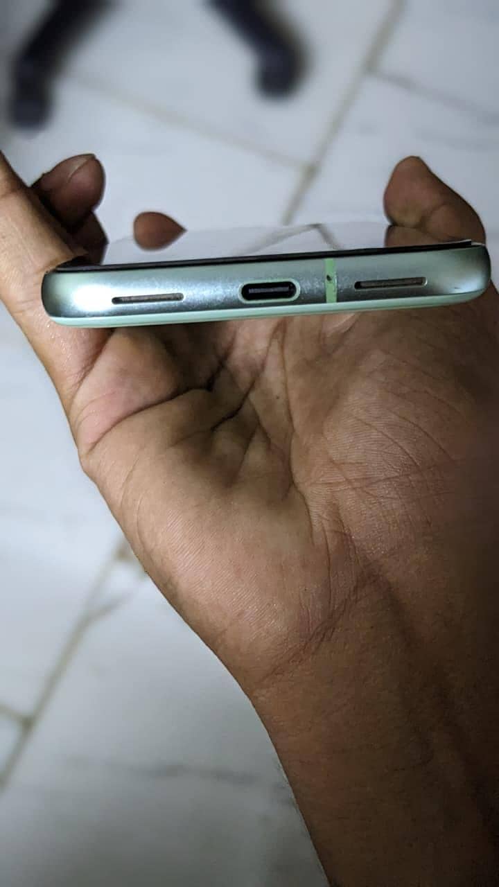 Google Pixel 8a 3