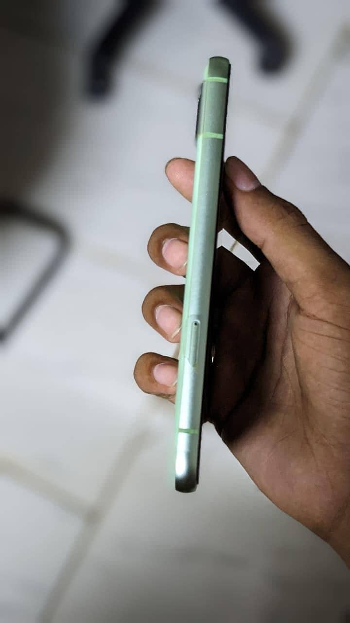 Google Pixel 8a 4