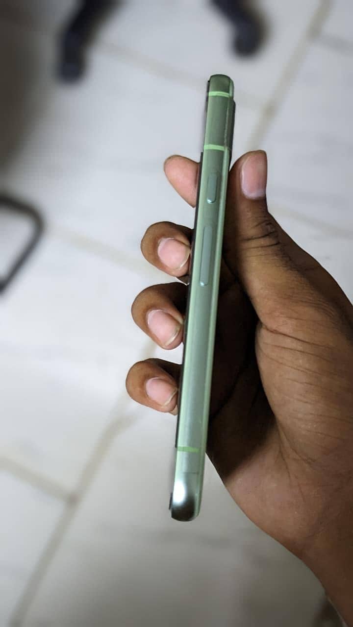 Google Pixel 8a 5