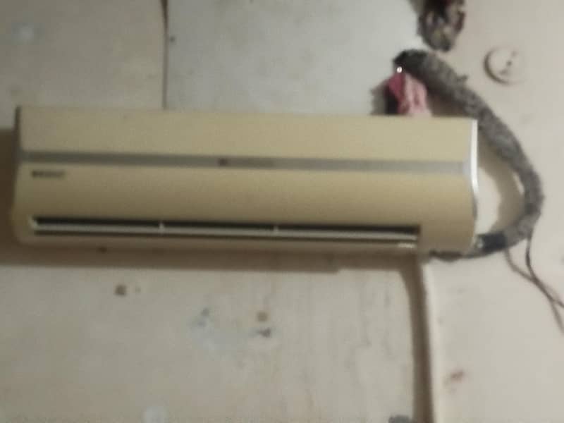 orient Dc split Ac 11