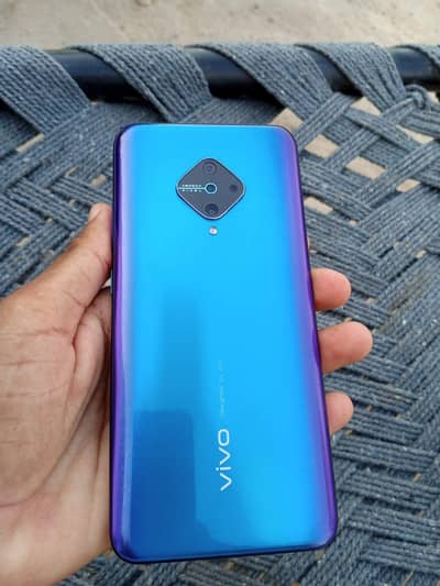 Vivo Y51