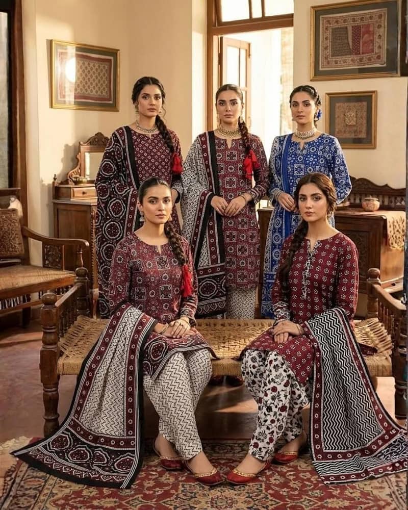 ہمارے ہاں تمام برانڈڈ کپڑے مردانہ اور زنانہ ورائٹی دستیاب ہے 8