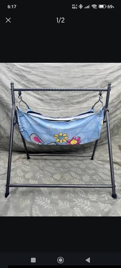 Baby Jhoola, baby cradle. bacho ke sone ka jhoola kapde ke sath