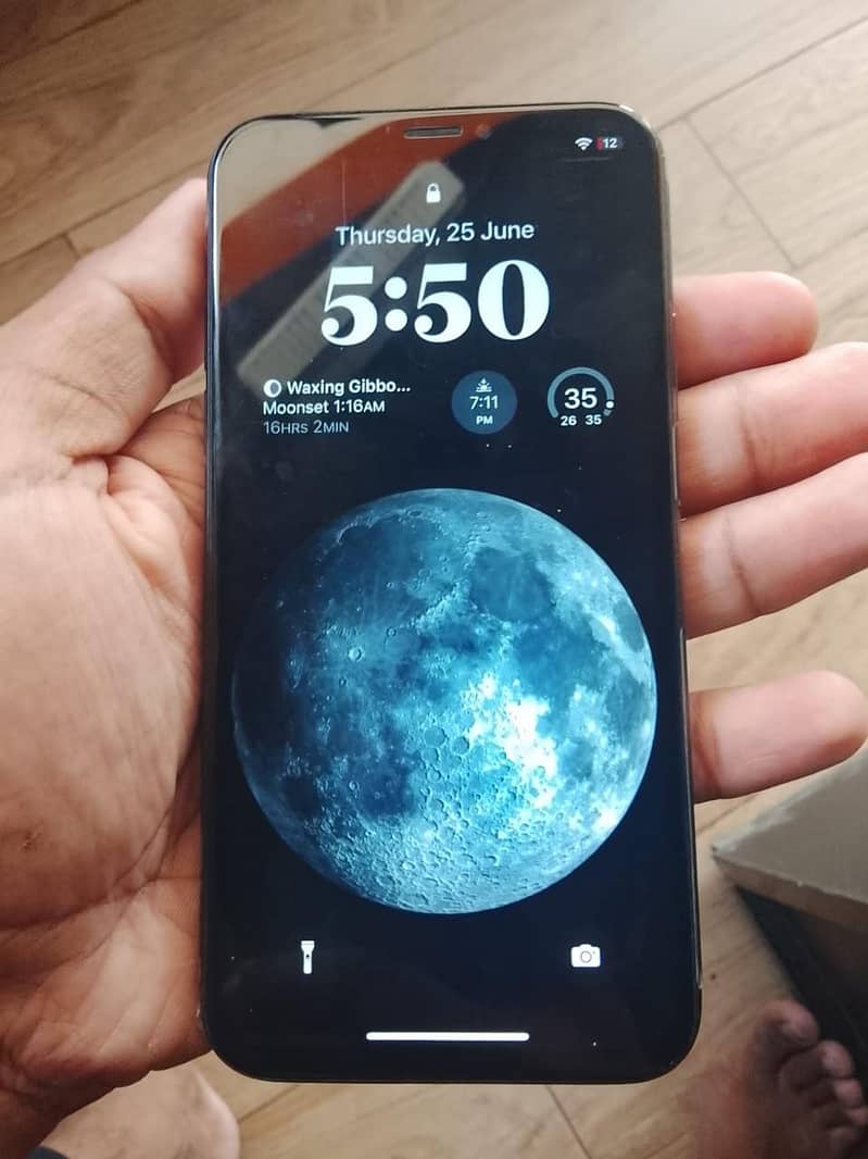 Apple iPhone X 0