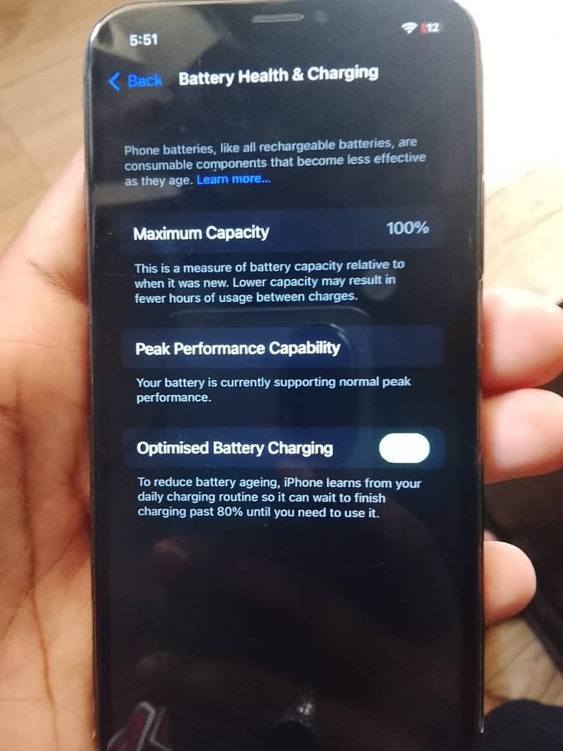 Apple iPhone X 4