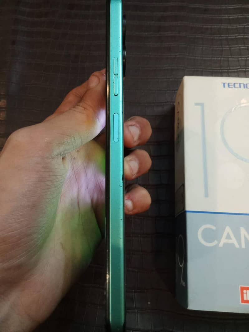 Tecno Camon 19 4