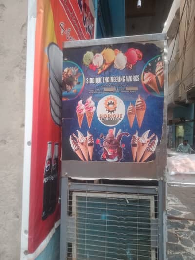 Machine | 3 Nozzle | Commercial | Excellent Condition