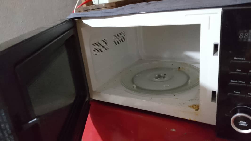 microwave 1